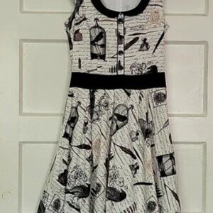 SOURPUSS FOLTER Darwin's Dead Raven Poetic Script Peter Pan Collar Dress
